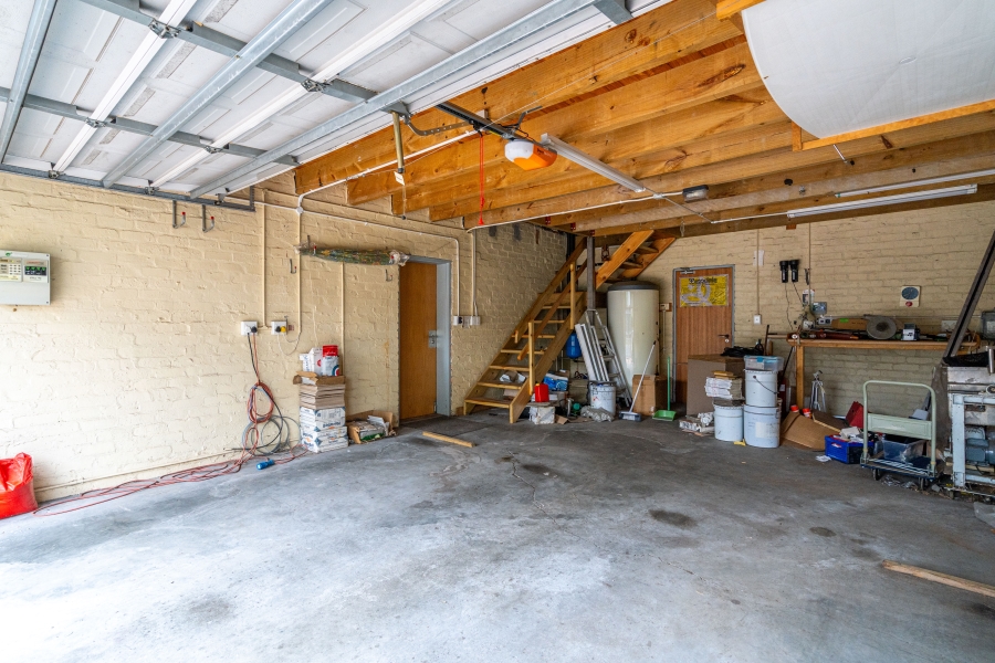 4 Bedroom Property for Sale in Dennendal Western Cape